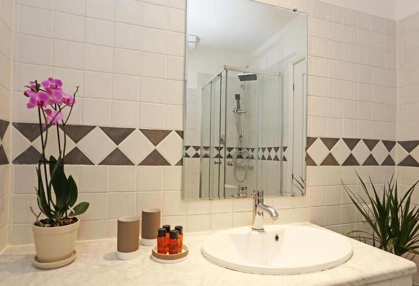 Апартаменты Deluxe 1 Спальня, Liberty Rome Suites   Liberty Collection