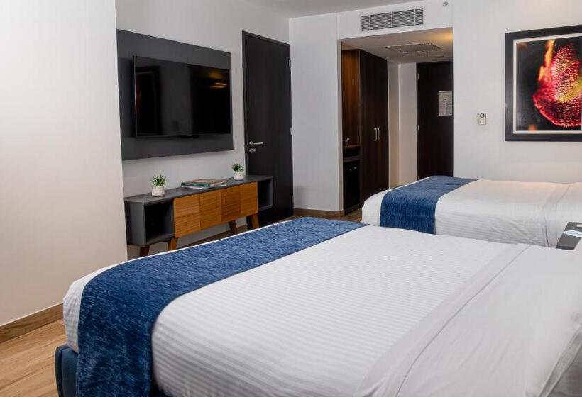 Номер Стандарт 2 Двуспальные Кровати, Wyndham Guayaquil, Puerto Santa Ana