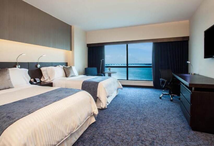 Номер Стандарт 2 Двуспальные Кровати, Wyndham Guayaquil, Puerto Santa Ana