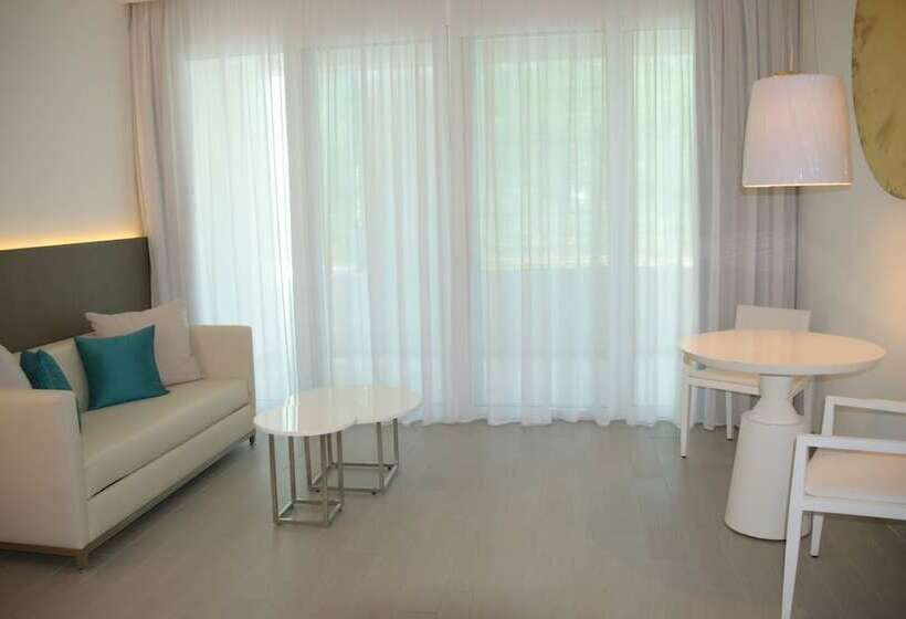 Полулюкс Повышенной Комфортности, Platinum Yucatan Princess - Adults Only - All Inclusive