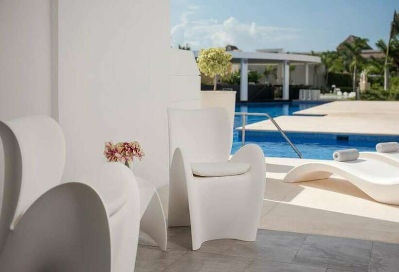 Полулюкс Повышенной Комфортности, Platinum Yucatan Princess - Adults Only - All Inclusive