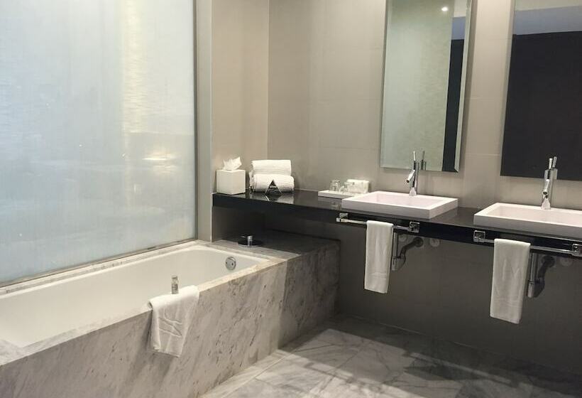 Полулюкс Повышенной Комфортности, Platinum Yucatan Princess - Adults Only - All Inclusive