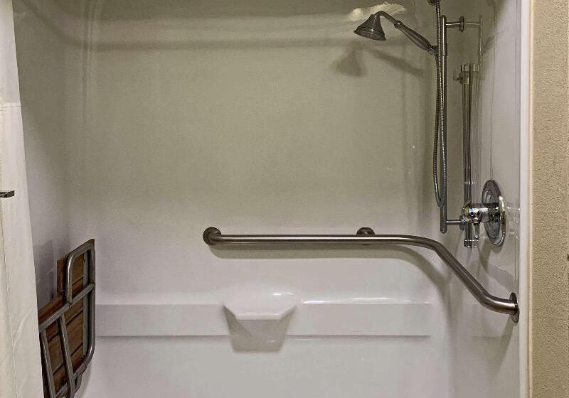 Стандартный Номер Кровать Кинг, Quality Inn & Suites Quantico