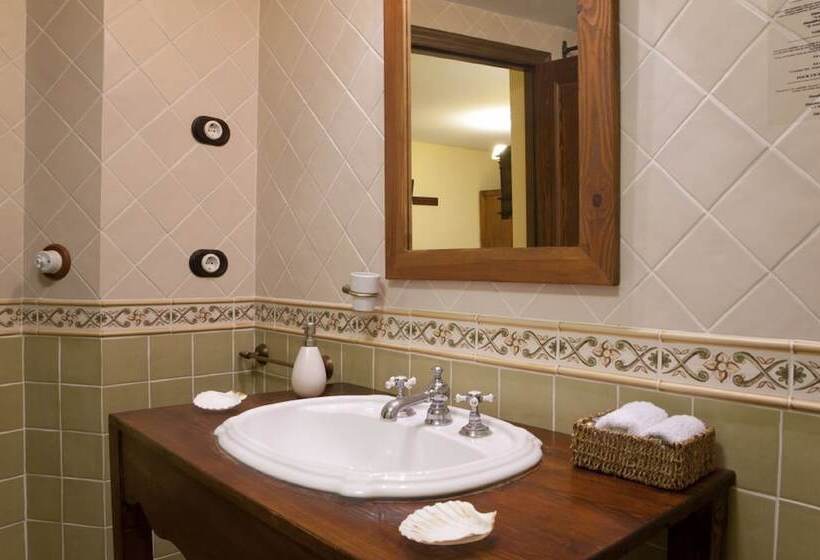 اتاق استاندارد, Triskel