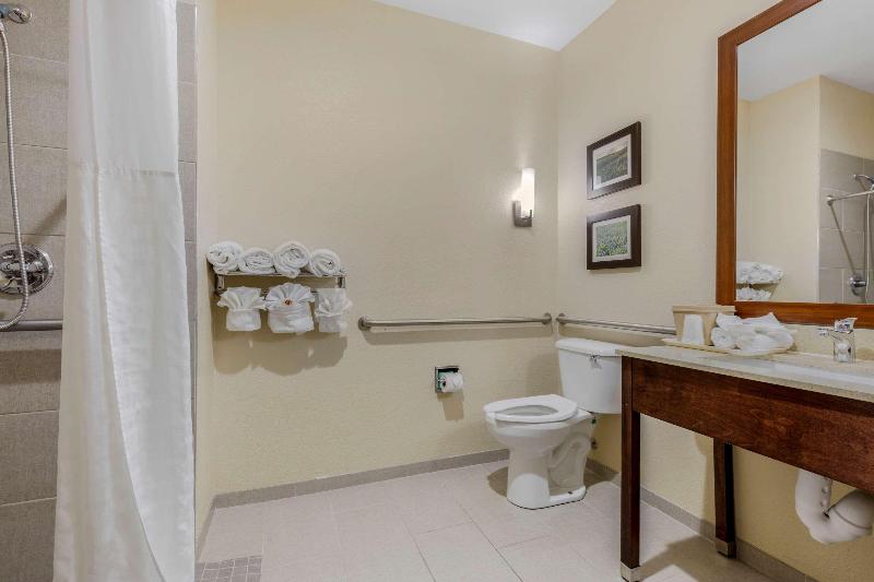 סוויטה, Comfort Suites