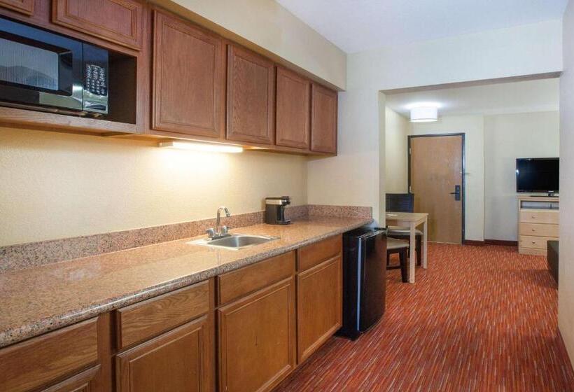 سوئیت با تخت بزرگ, Hawthorn Extended Stay By Wyndham Corpus Christi