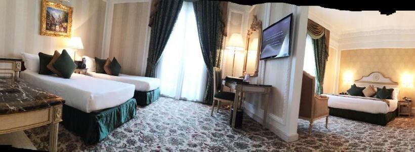 Junior Suite Familiar, Royal Rose Abu Dhabi, A Curio By Hilton Affiliated