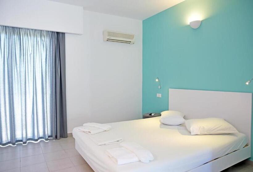 سوییت جونیور با چشم‌انداز دریا, Hillside Studios & Apartments