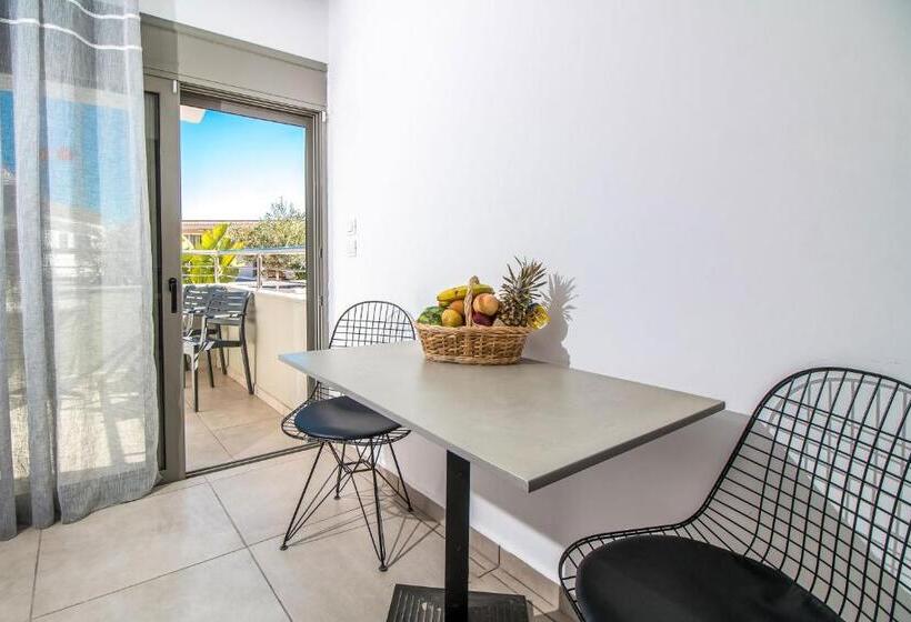 2 Bedroom Apartment Garden View, Hillside Studios & Apartments
