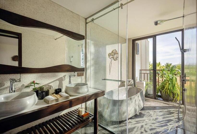 اتاق لوکس با تخت بزرگ, Amiana Resort Nha Trang