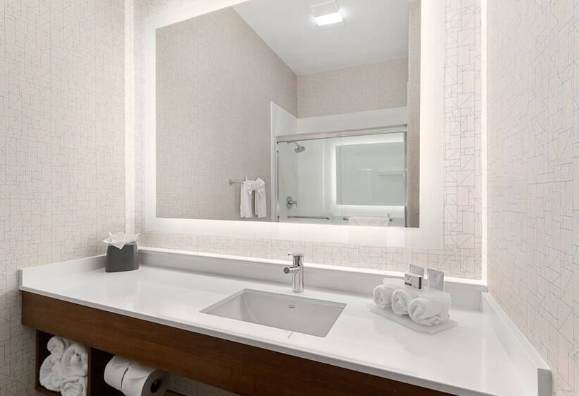 스탠다드 룸, Holiday Inn Express Vancouver North, An Ihg