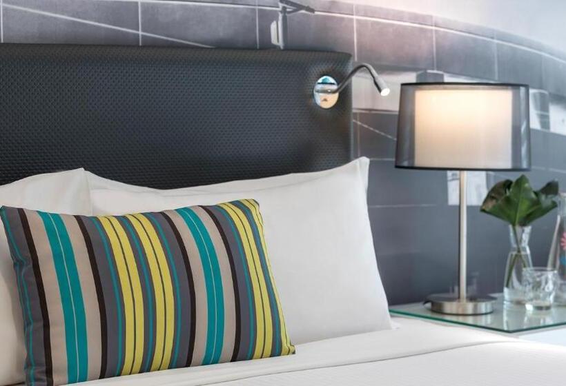 استودیو استاندارد با چشم‌انداز, Oaks Melbourne On William Suites
