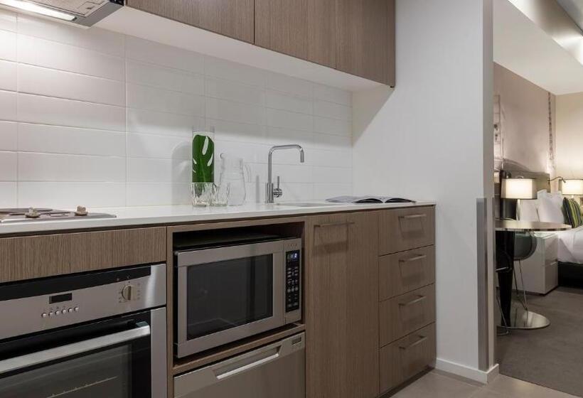 استودیو استاندارد با چشم‌انداز, Oaks Melbourne On William Suites