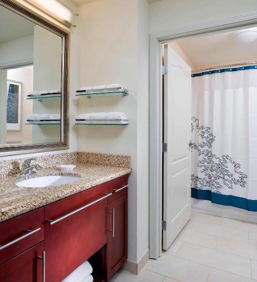 Люкс 2 Спальни, Residence Inn Bismarck North