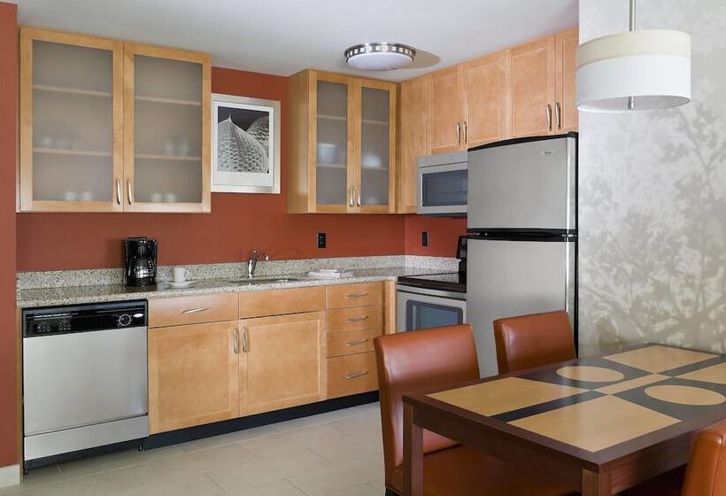 Люкс, Residence Inn Bismarck North
