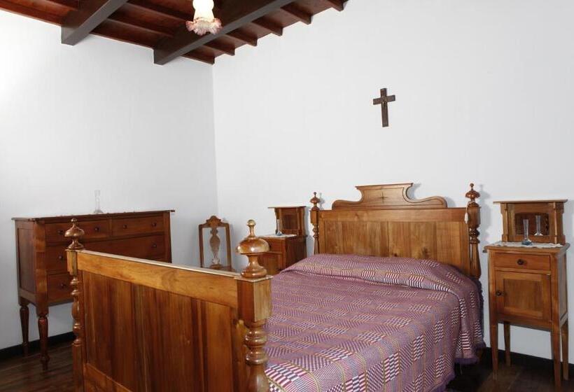 Номер Стандарт, Quinta Do Martelo