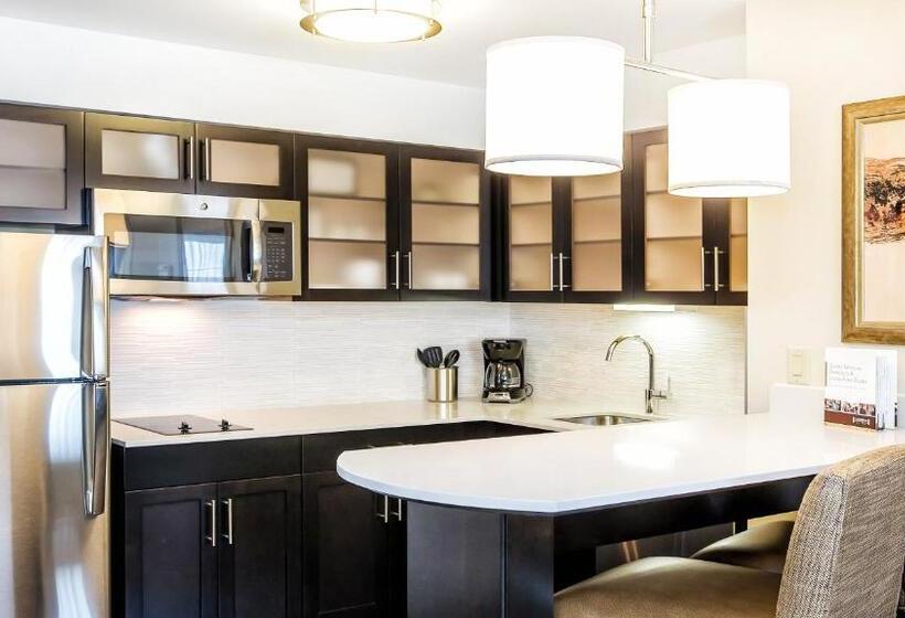 套房, Staybridge Suites West Edmonton, An Ihg