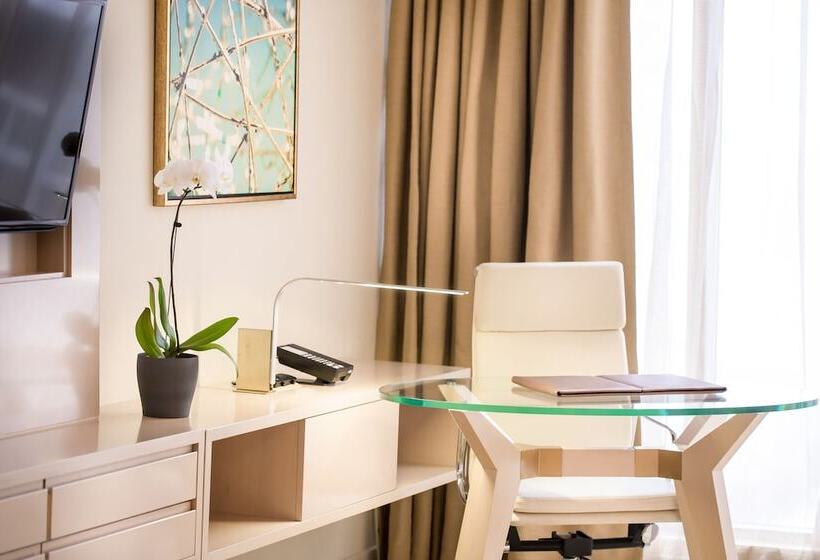 Номер Deluxe с Террасой, Waldorf Astoria Panama