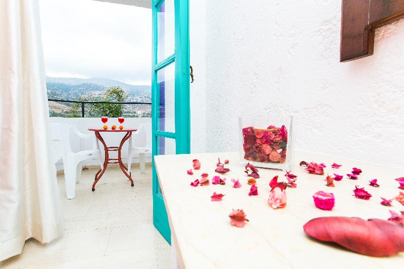 استودیوی استاندارد, Litsa Studios