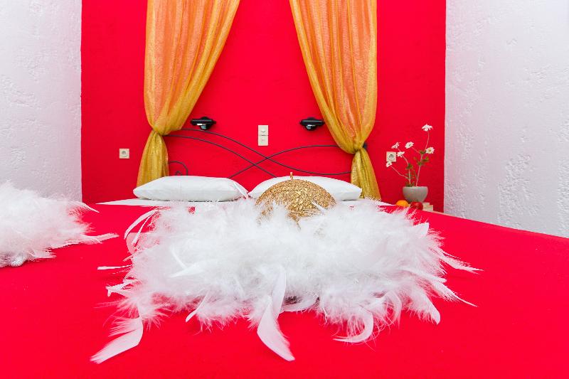استودیوی استاندارد, Litsa Studios