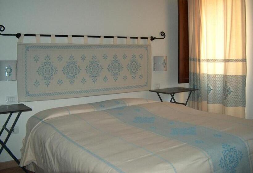 스탠다드 트리플 룸, Guest House Il Giardino Segreto