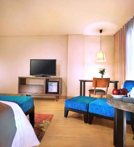 سوییت خانوادگی, Harper Kuta Hotel by Aston