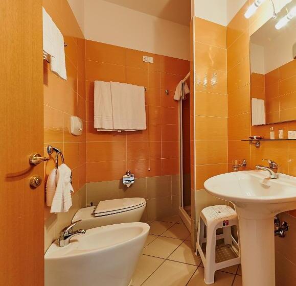 Номер Стандарт Трехместный, Bolgheri Marina Resort Ex Varo Village