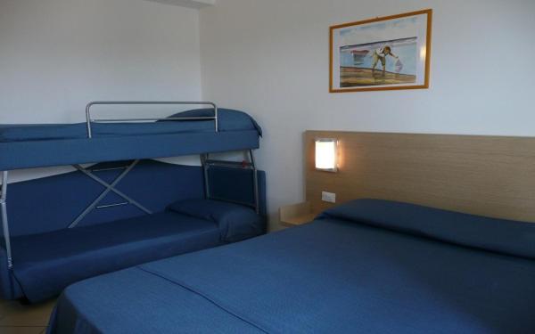 Четырехместный Номер Стандарт с Балконом, Bolgheri Marina Resort Ex Varo Village