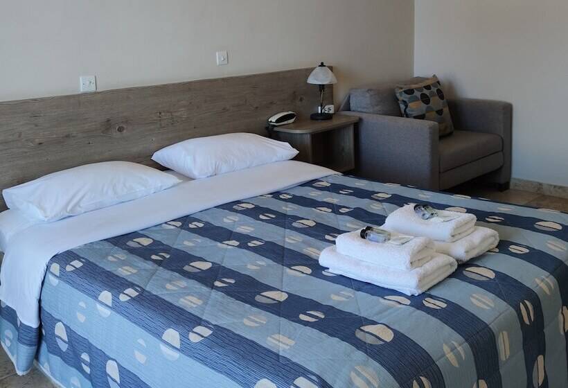 Quarto Estandar Vista Mar Lateral, Filoxenia Hotel Monemvasia