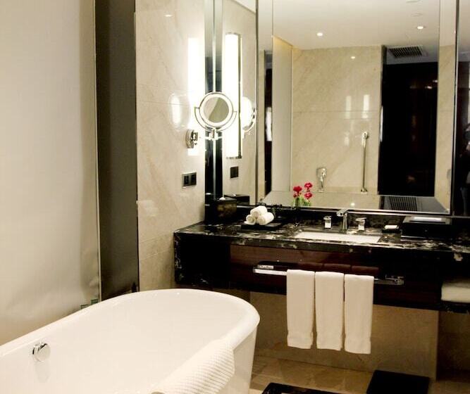 디럭스 룸, Hilton Foshan
