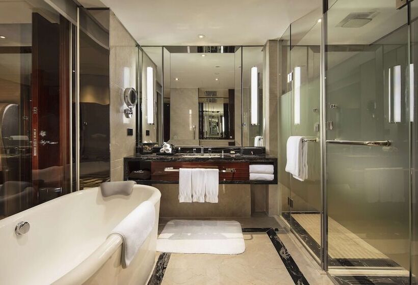 스위트, Hilton Foshan
