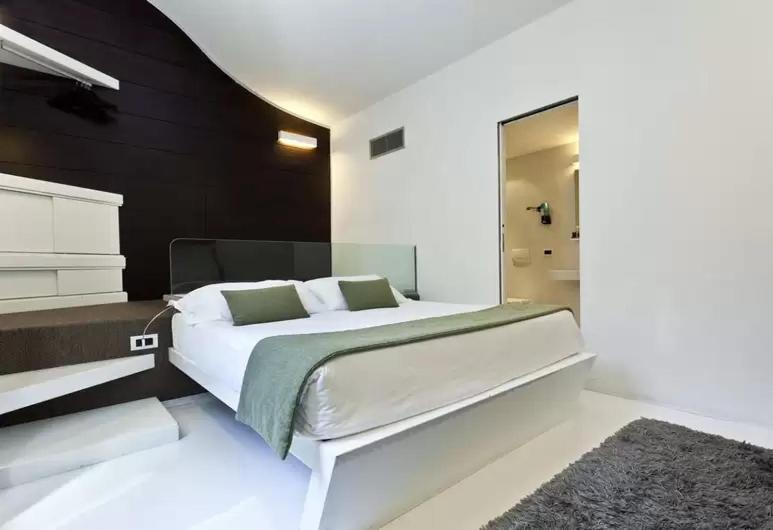 سوییت, Navona Stay