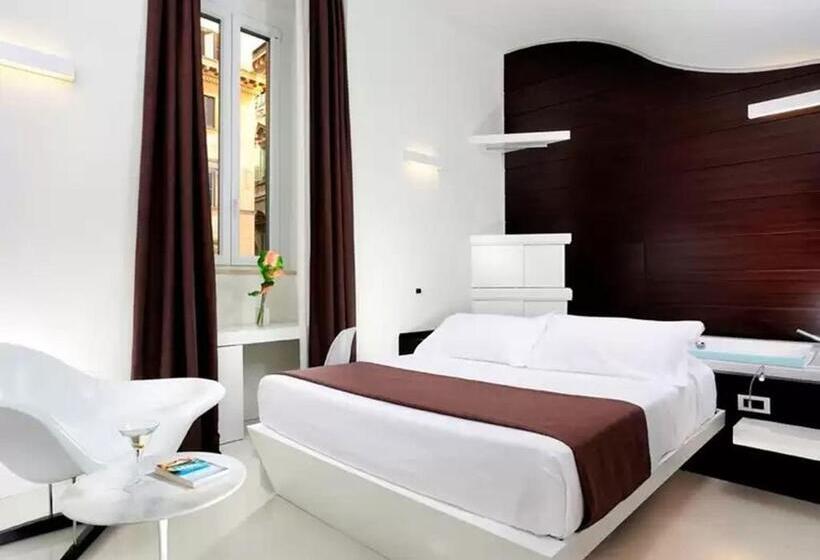 سوییت, Navona Stay
