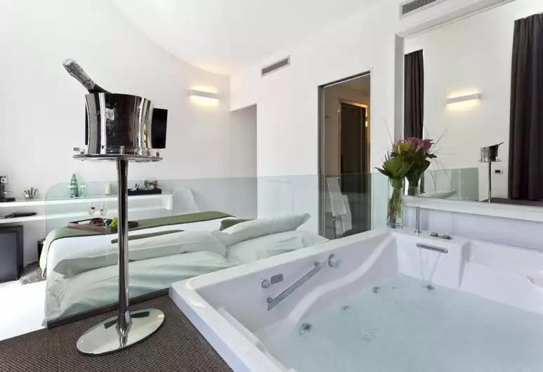 مجموعه ویستا شهر, Navona Stay