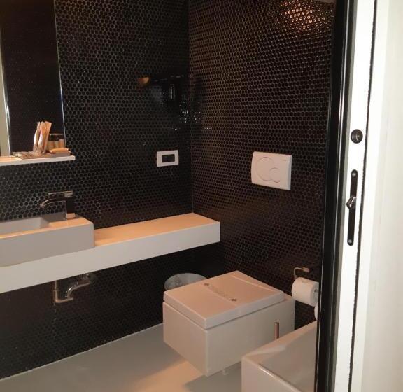اتاق استاندارد چهار تخته, Navona Stay