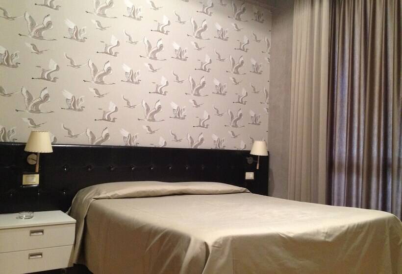 Quarto Triplo Standart, San Francisco