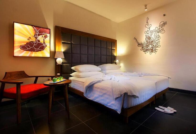 Номер Deluxe, The 1o1 Bali Fontana Seminyak