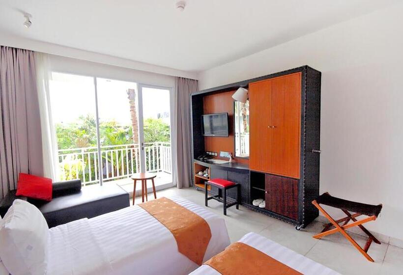 Номер Deluxe Вид на Бассейн, The 1o1 Bali Fontana Seminyak