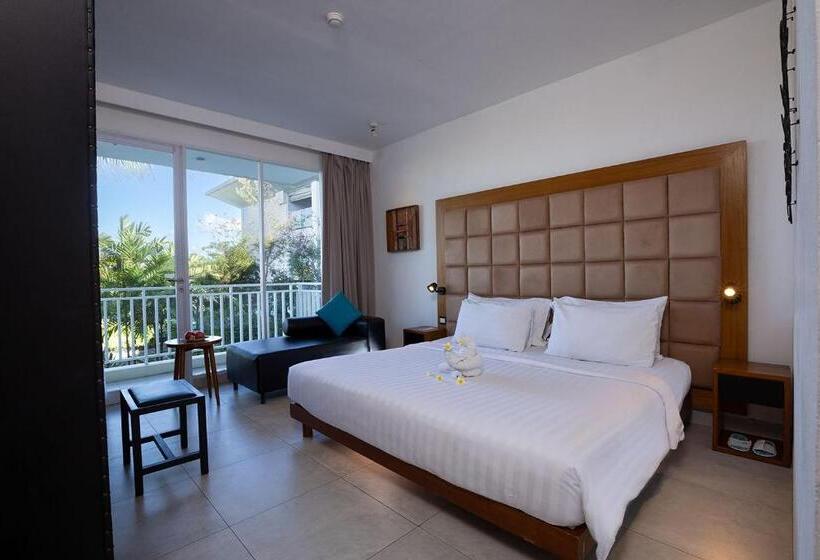 Номер Deluxe Вид на Бассейн, The 1o1 Bali Fontana Seminyak