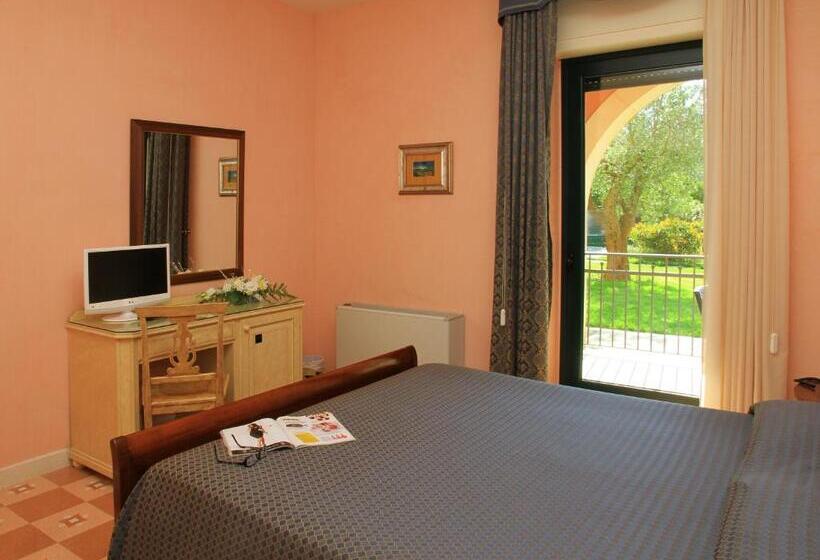 Quarto Superior, Villa Rosa Antico