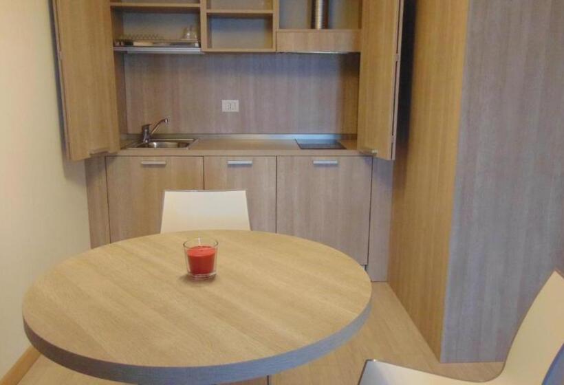 استودیو استاندارد با تراس, Turin Airport Hotel & Residence