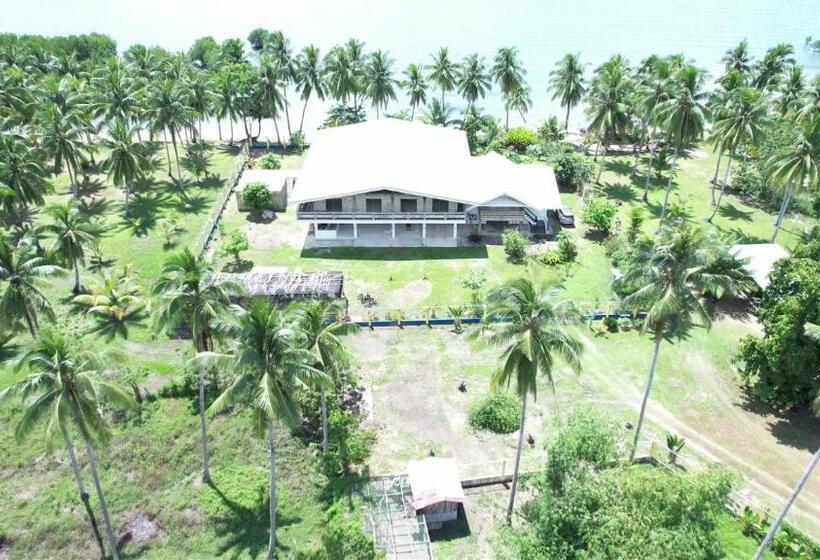 Номер Deluxe с Балконом, Chilly Beach Resort Palawan
