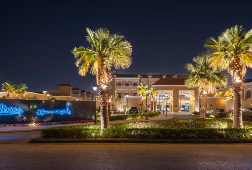 Люкс Дюплекс, Radisson Hotel Riyadh Airport