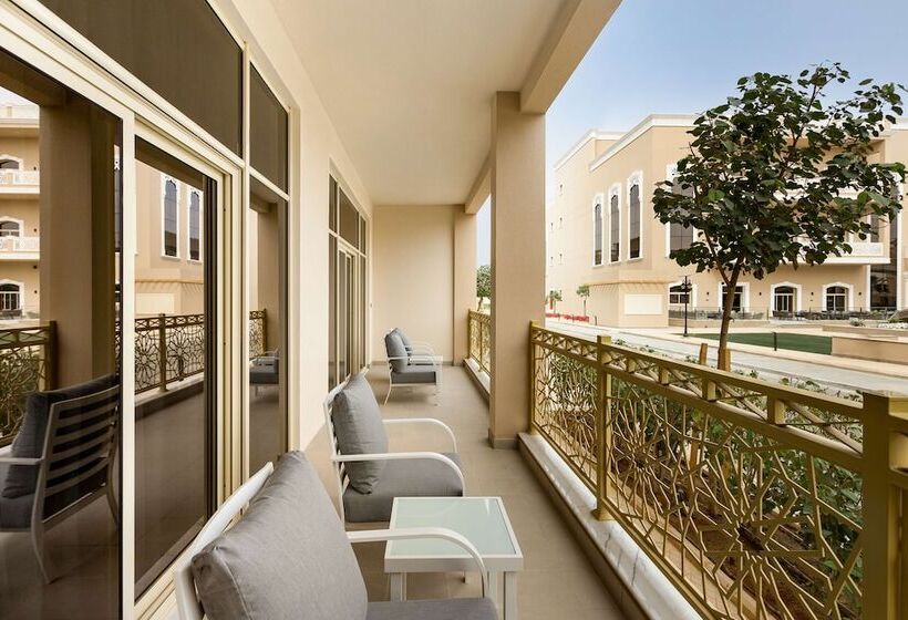 Люкс 2 Спальни, Radisson Hotel Riyadh Airport