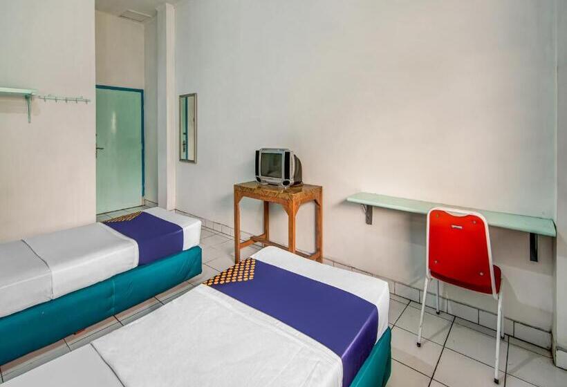 اتاق اکونومی, Spot On 90964 Hotel Margadana