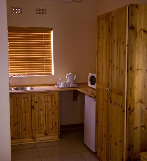 Номер Economy, 75 On Milner Lodge