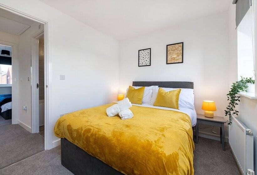 Дом 1 Спальня, The Holt Ideal For Contractors 2 Bedrooms Parking