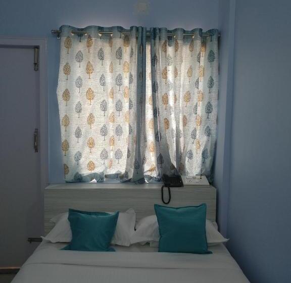标准间带阳台, Sai Inn Mysore