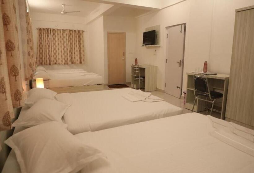 四人豪华间, Sai Inn Mysore