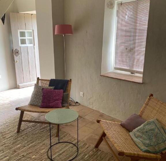 Apartamento 1 Dormitório Vista Jardim, Domaine Le Petit Hameau